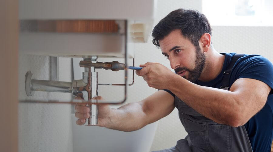 Faucet repair for sink in Waverly, IA